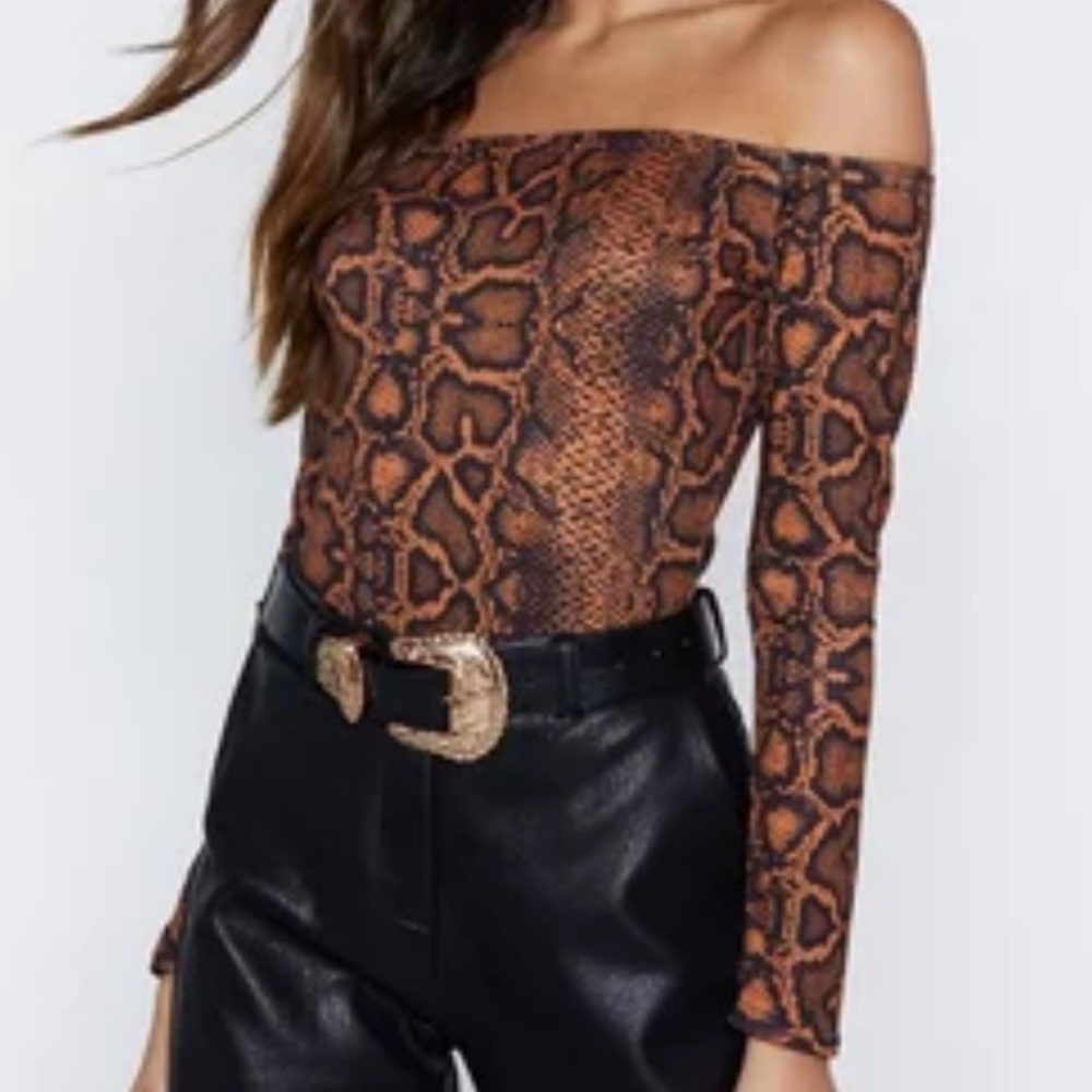 Snake off-the-shoulder Bodysuit